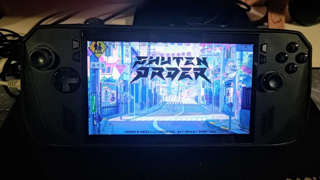 Konsola przenośna ASUS Rog Ally X wyświetlająca ekran tytułowy gry Shuten Order.