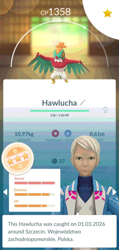 Postać Hawlucha z gry Pokemon Go z widocznymi statystykami