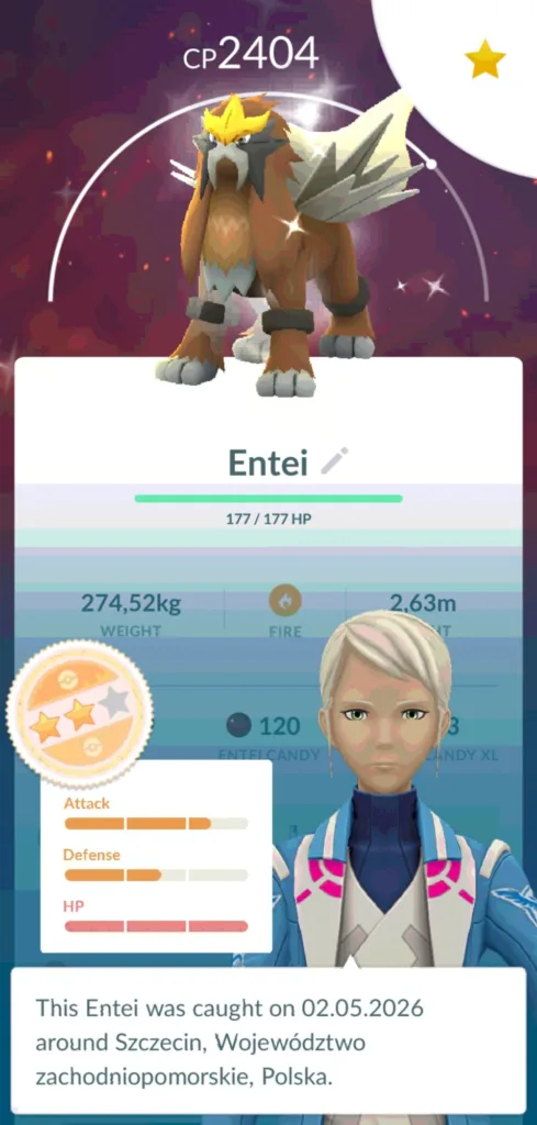Postać Entei z gry Pokemon GO z widocznymi statystykami i informacją o złapaniu.