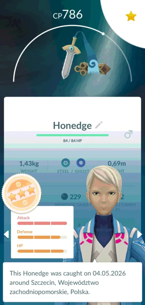 Postać Honedge z gry Pokemon Go, z widocznymi statystykami i informacją o złapaniu.