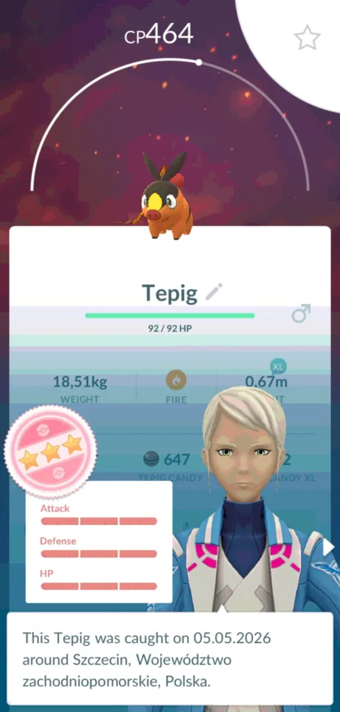 Postać Tepig z gry Pokemon Go z widocznymi statystykami