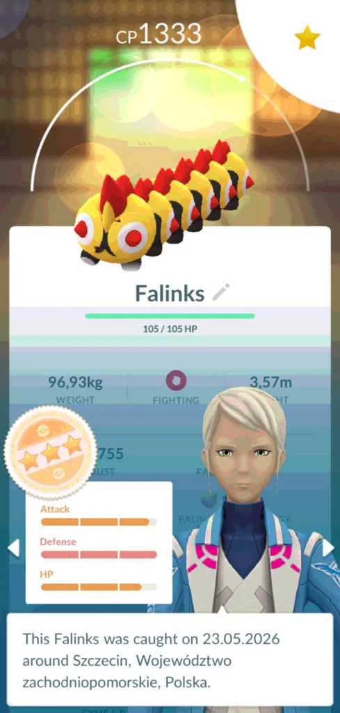 Gra Pokémon GO z widocznym stworkiem Falinks o CP 1333, jego statystykami i datą złapania.