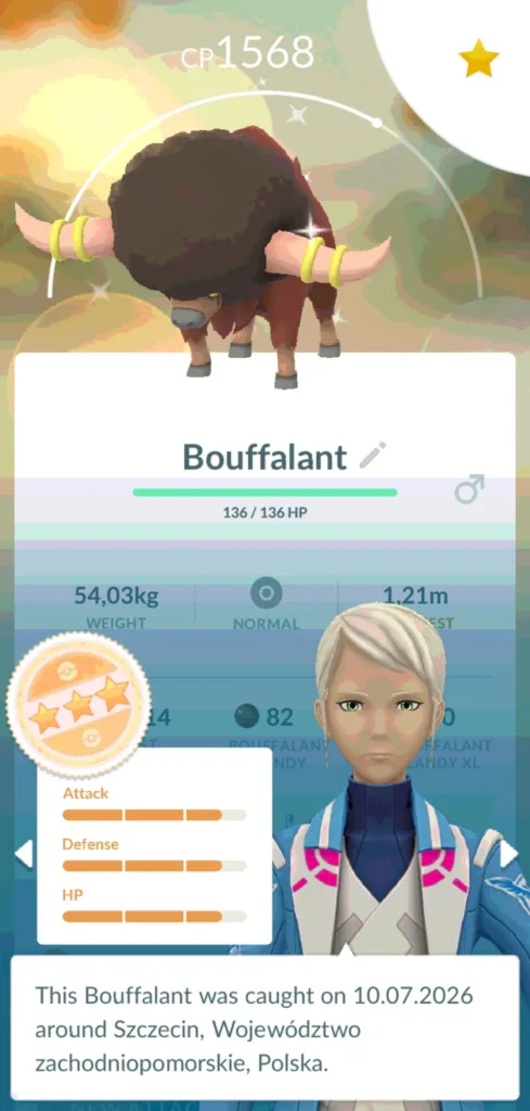 Bouffalant z CP 1568, z żółtymi opaskami na rogach, w grze Pokemon Go.