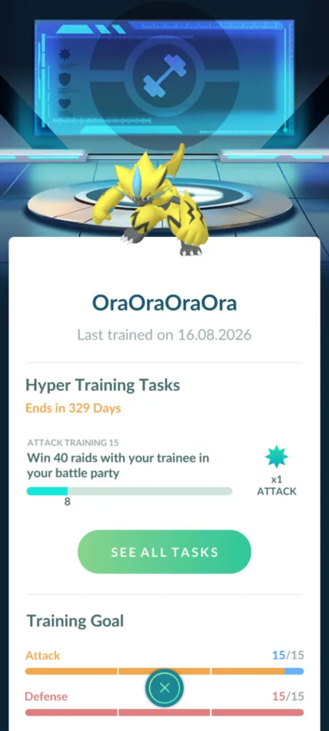 Żółty Pokemon typu elektrycznego o nazwie Zeraora stoi na platformie, a w tle widać ekran z grafiką sztangi.