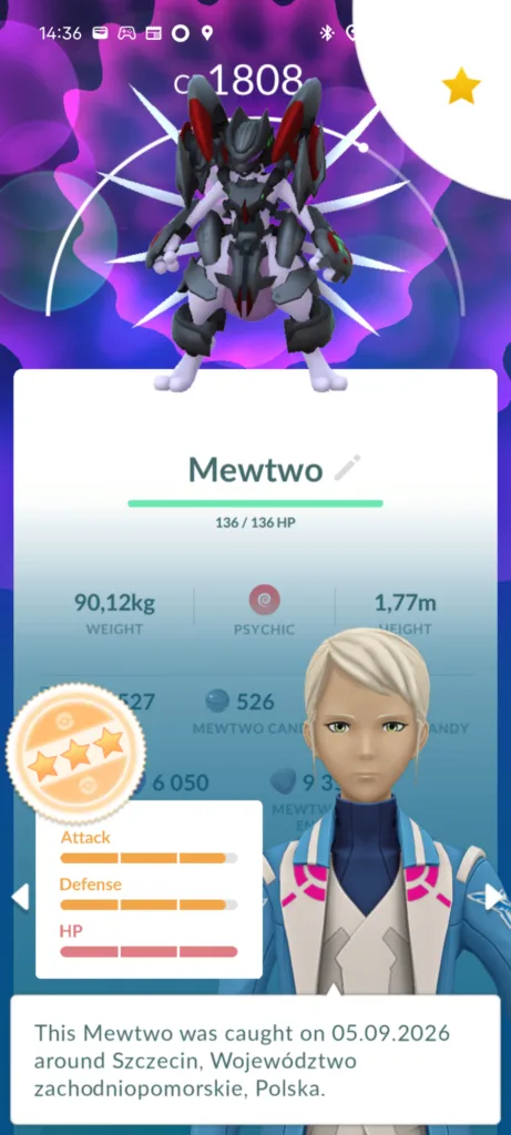 Postac Mewtwo z gry Pokemon Go w swojej pancernej formie