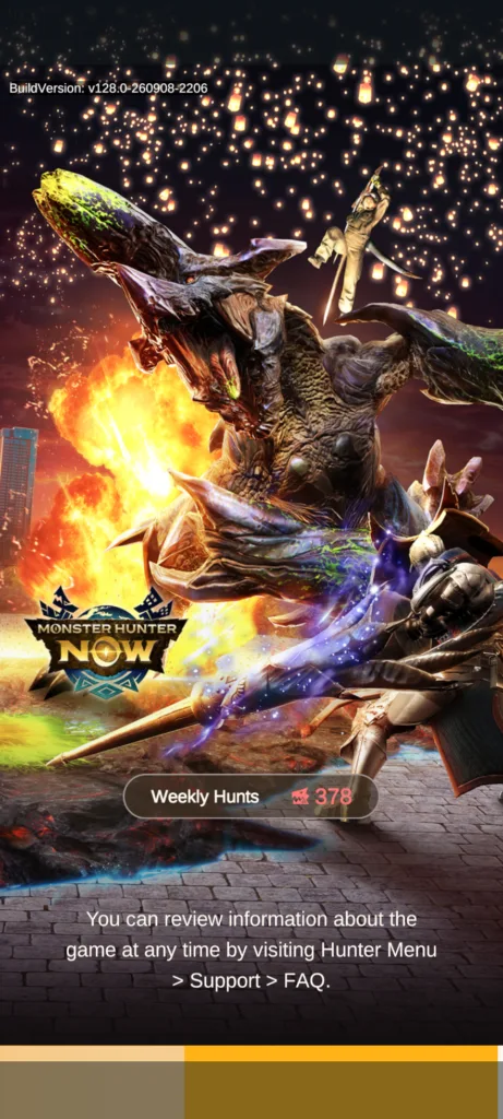 Duży potwór ziejący ogniem w stylu gry "Monster Hunter Now", z postacią walczącą u jego boku na tle nocnego nieba z lampionami.