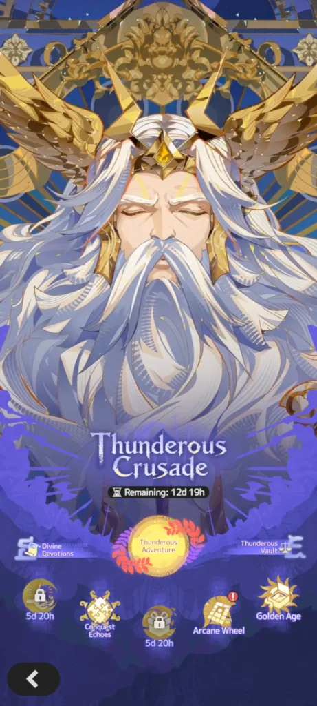 Ilustracja przedstawia postać brodatego bóstwa z zamkniętymi oczami i złotym nakryciem głowy na tle wydarzenia Thunderous Crusade z ikonami trybów gry.